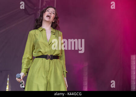 Vancouver, Canada. 03Sep, 2017. Vancouver, Canada. 3 Sep, 2017. Nuova Zelanda il cantante-cantautore lorde effettuando al iHeartRadio palla spiaggia presso l'Anfiteatro PNE in Vancouver, BC, Canada. Credito: Jamie Taylor/Alamy Live News. Foto Stock