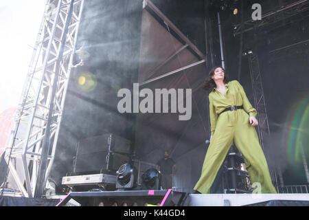 Vancouver, Canada. 03Sep, 2017. Vancouver, Canada. 3 Sep, 2017. Nuova Zelanda il cantante-cantautore lorde effettuando al iHeartRadio palla spiaggia presso l'Anfiteatro PNE in Vancouver, BC, Canada. Credito: Jamie Taylor/Alamy Live News. Foto Stock