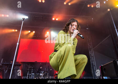 Vancouver, Canada. 03Sep, 2017. Vancouver, Canada. 3 Sep, 2017. Nuova Zelanda il cantante-cantautore lorde effettuando al iHeartRadio palla spiaggia presso l'Anfiteatro PNE in Vancouver, BC, Canada. Credito: Jamie Taylor/Alamy Live News. Foto Stock