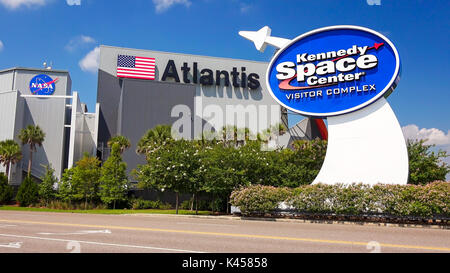 La NASA Kennedy Space Center Visitor Complex ingresso sign in Cape Canaveral, in Florida Foto Stock