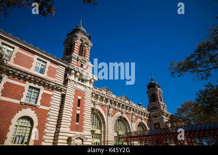 Stati Uniti d'America, New York New York City, la parte inferiore di Manhattan, Ellis Island National Park, esterna Foto Stock