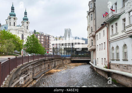 Street View di Karlovy Vary città, Repubblica Ceca Foto Stock