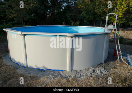 Vista di un metallo acciaio piscina telaio Foto Stock