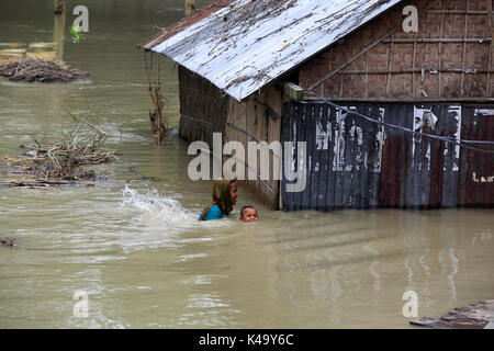 Regioni colpite dalle inondazioni a Chilmari in Kurigram, Bangladesh. Foto Stock