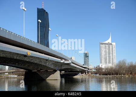 Dc Tower, Uno City e Donaucity, Vienna Foto Stock