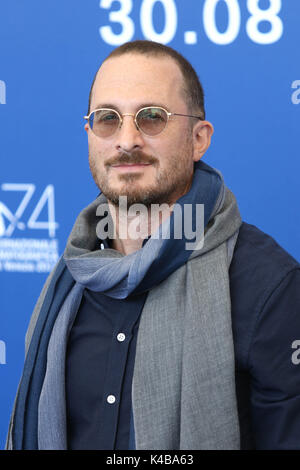 Il Lido di Venezia, Italia. 05 Sep, 2017. L'Europa, Italia, Lido di Venezia, 05 settembre, 2017 : il direttore di Darren Aronofsky al photocall del film 'Maltri !', 74a Venezia Festival Internazionale del Film di Credito Credito: Ottavia Da Re/Sintesi/Alamy Live News Foto Stock