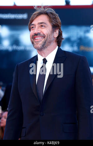 Venezia, Italia. 05 Sep, 2017. Javier Bardem frequentando il 'maltri!' premiere al 74a venice international film festival presso il palazzo del cinema il 05 settembre 2017 a Venezia, Italia credito: geisler-fotopress/alamy live news Foto Stock