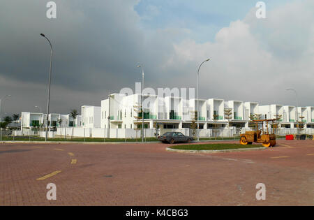 SEREMBAN, Malesia - 29 Marzo 2017: design moderno storia doppia costo alto terrazza house di Seremban, Malaysia. Foto Stock