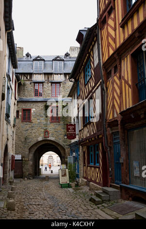 Les Portes Mordelaises, Rennes, Bretagna, Francia: Parte delle difese originali della città, e una volta l'ingresso della grande città Foto Stock