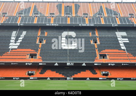 Valencia, Spagna- Agosto 28, 2017: il punto di vista del Valencia CF indica al Mestalla stadio Foto Stock