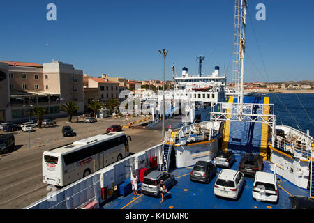 Il Palau - La Maddalena ferry ancorata a La Maddalena, Nord Sardegna, Italia Foto Stock