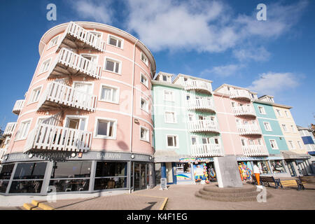 Il Re della Hall appartamenti residenziali e unità commerciali, Aberystwyth,popolare,Welsh,Università,città,e,coastal,costa,mare,resort,Cardigan Bay,Wales, Foto Stock