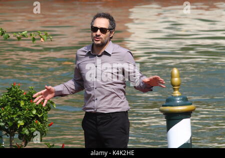 Venezia, Italia. 6 Settembre 2017. ITALIA, Venezia: Claudio Santamaria è presente al 74a Festival Internazionale del Cinema di Venezia al Lido di Venezia il 6 settembre 2017. Credit: Andrea Spinelli/Alamy Live News Foto Stock