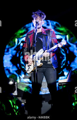 Moncalieri, Italia il 6 settembre 2017. La band italiana Il Kolors esegue a 45° nord entertainment center di Moncalieri Credito: Alberto Gandolfo/Alamy Live News Foto Stock