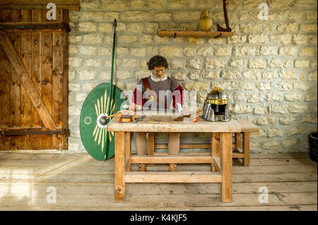 Sala di guardia nel forte romano Pfünz, Castra Vetoniana o Vetonianae, Limes Raetian, Walting, Eichstätt, alta Baviera, Baviera Foto Stock