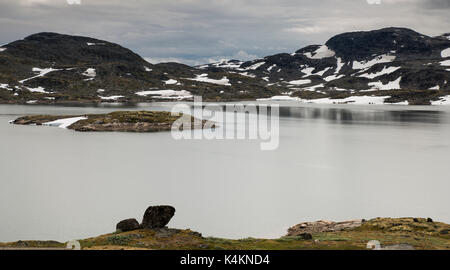 Il famoso County road 55. montagna più alta strada in Norvegia, parte del national itinerario turistico Foto Stock