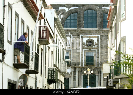 Chiesa di Todos os Santos o Igreja do Colegio dos Jesuitas, nella città di Ponta Delgada. São Miguel, isole Azzorre, Portogallo Foto Stock