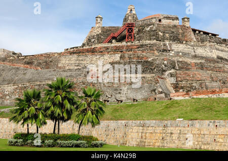 Cartagena - La città coloniale in Colombia è un set di beautifllly città, ricco di monumenti storici e tesori architettonici. Foto Stock