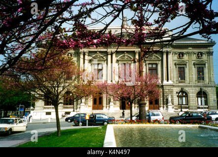 Opera House, Ginevra, Svizzera. Esterno. Fotografia di N L Foto Stock