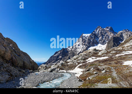 Barre des Ecrins, fiume glaciale, parco nazionale degli Ecrins, francese dauphine alpi, haute Alpes, Francia, Europa Foto Stock