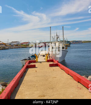 Barca da pesca e Jetty Port au choix, Terranova, Canada. Foto Stock