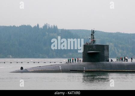 Ohio-classe-balistico missile submarine USS Alabama (SSBN 731) ritorna a casa a base navale Kitsap-Bang. Foto Stock