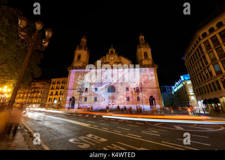 La Iglesia de San Nicolas di notte, Bilbao, Biscaglia, Paese Basco, Euskadi, Spagna, Europa Foto Stock