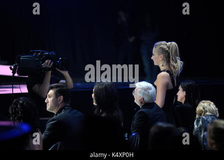 Settembre 06,2017. Kiev, Ucraina. Miss Ucraina 2017, beauty pageant. Finale del Concorso ha avuto luogo presso il Palazzo Nazionale delle Arti "Ukraina' Foto Stock