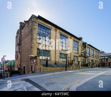 La Glasgow School of Art di Charles Rennie Mackintosh edificio in Renfrew Street Glasgow Scozia visto dall'estremità est Foto Stock