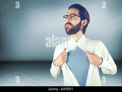 Composito Digitale del millenario apertura uomo shirt in camera blu Foto Stock