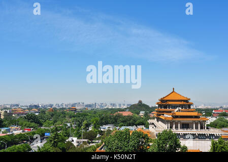 Vista in elevazione della città vecchia di Pechino,questo è il centro della zona di Pechino,la Città Proibita, il parco di Jingshan, il Parco Beihai, Museo Nazionale d'Arte di Chin Foto Stock