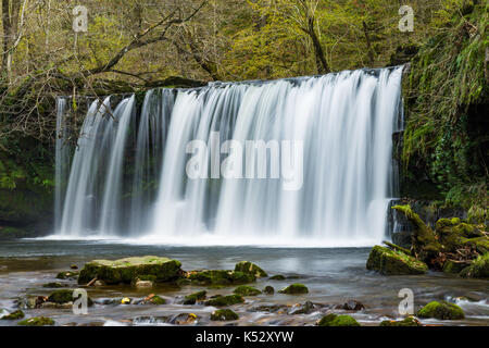 Sgwd yr Eira cascata in autunno, Brecon Beacons, Wales, Regno Unito Foto Stock