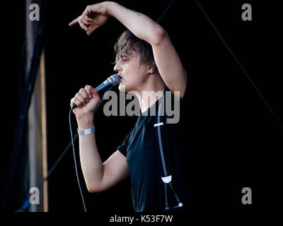 Pete Doherty dei Libertines suona presso il Festival di Vittoriosa nel 2017 Foto Stock