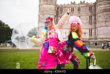 Lulworth Castle, Dorset, Regno Unito. 8 Sep, 2017. bestival music festival torna nel 2017 presso la nuova casa, Lulworth Castle. Credito: bailey/alamy live news Foto Stock