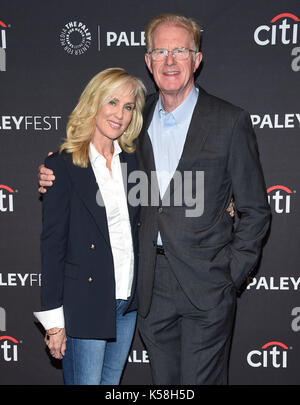 Beverly Hills, in California, Stati Uniti d'America. 8 Sep, 2017. Ed Begley jr. e rachelle carson arriva per la caduta paleyfest preview - 'uomo futuro" presso il paley Centre for media. Credito: lisa o'connor/zuma filo/alamy live news Foto Stock