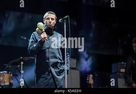 Leeds, Regno Unito. 25thaugust 2017. Liam Gallagher esegue sul palco principale al festival di Leeds 2017, Bramham Park, Leeds 25/08/2017 © gary mather/alamy live Foto Stock