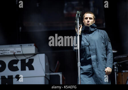 Leeds, Regno Unito. 25thaugust 2017. Liam Gallagher esegue sul palco principale al festival di Leeds 2017, Bramham Park, Leeds 25/08/2017 © gary mather/alamy live Foto Stock