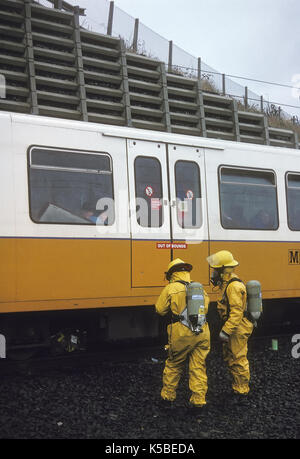 Esercizio di emergenza sul Tyne e Wear sistema di metropolitana - incidente chimico Foto Stock