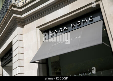 Un logo segno esterno di una zara home store a Barcellona Spagna il 30 agosto 2017. Foto Stock