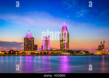 Mobile, Alabama, Stati Uniti d'America skyline del centro. Foto Stock