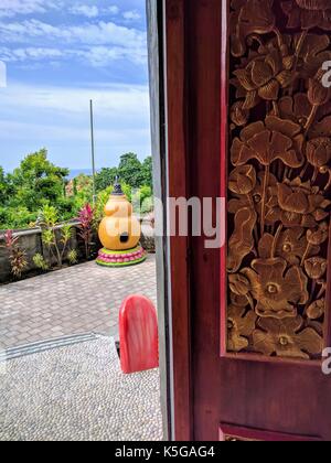 Vista della campagna di bali templi durante il giorno, INDONESIA Foto Stock