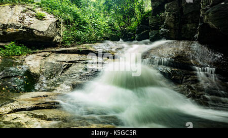 Huai rap sadet cascata, il Doi Suthep-pui national park, Chiang Mai, Thailandia Foto Stock