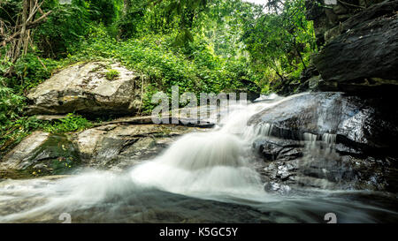 Huai rap sadet cascata, il Doi Suthep-pui national park, Chiang Mai, Thailandia Foto Stock