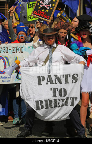 Londra, Regno Unito. 9 Sep, 2017. i manifestanti all'anti-brexit marzo per l'Europa, Londra chiedono una revisione della posizione del Regno Unito sul credito brexit: Paul Brown/alamy live news Foto Stock