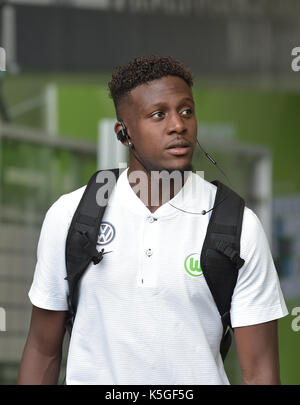 Wolfsburg, Germania. 9 Sep, 2017. wolfsburg's divock origi precedendo la Bundesliga tedesca partita di calcio tra vfl Wolfsburg e Hannover 96 nell'arena Volkswagen a Wolfsburg, in Germania, 9 settembre 2017. (Embargo condizioni - Attenzione: grazie alle linee guida di accreditamento, il dfl consente solo la pubblicazione e utilizzazione di fino a 15 immagini per corrispondenza su internet e nei contenuti multimediali in linea durante la partita.) Foto: Sila stein/dpa/alamy live news Foto Stock