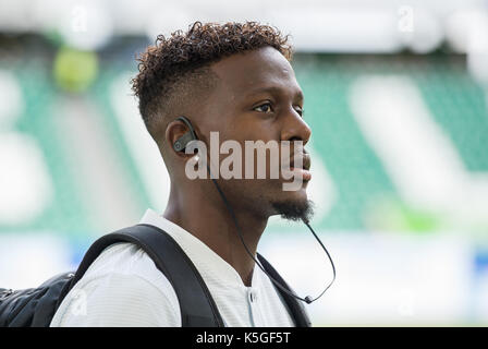 Wolfsburg, Germania. 9 Sep, 2017. wolfsburg's divock origi precedendo la Bundesliga tedesca partita di calcio tra vfl Wolfsburg e Hannover 96 nell'arena Volkswagen a Wolfsburg, in Germania, 9 settembre 2017. (Embargo condizioni - Attenzione: grazie alle linee guida di accreditamento, il dfl consente solo la pubblicazione e utilizzazione di fino a 15 immagini per corrispondenza su internet e nei contenuti multimediali in linea durante la partita.) Foto: Sila stein/dpa/alamy live news Foto Stock