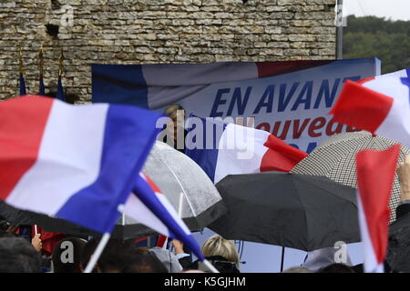 Riunione di Brachay di Marine LEPEN Foto Stock