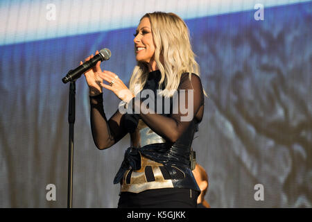 Londra, Inghilterra. Il 9 settembre 2017, Fasi claire Richards, Faye tozer, lisa scott-lee, Ian 'h' watkins, lee latchford-evans esegue durante la PROM nel parco 2017 in Hyde Park il 9 settembre 2017, Londra Inghilterra.© jason richardson / alamy live news Foto Stock