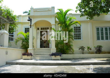 San Francisco de Paula, Cuba - Luglio 23, 2016: Ernest Hemingway's Finca Vigia esterno. Hemingway visse nella casa da metà 1939 a 1960. Foto Stock