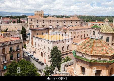 Vista di Tarragona dal tetto della cattedrale Foto Stock